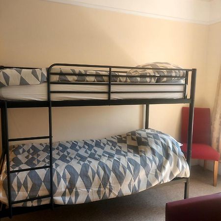 Lea Hurst B & B Борнмут Екстер'єр фото