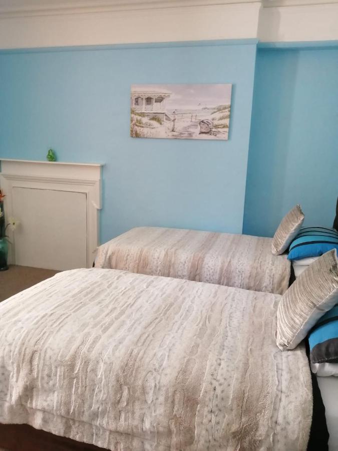 Lea Hurst B & B Борнмут Екстер'єр фото